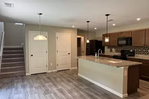 218 Port Wy, Braselton, GA 30517 - Photo 4