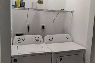 929 N Grand Ave, Atlanta, GA 30318 - Photo 12