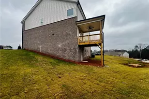 467 Collier Mls Rd, Lawrenceville, GA 30045 - Photo 2