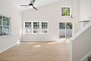 872 Windcroft Cir NW, Acworth, GA 30101 - Photo 2