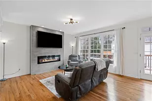 7260 Fawn Lake Dr Dr, Alpharetta, GA 30005 - Photo 12