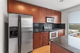 250 Pharr Rd NE, Atlanta, GA 30305 - Photo 30