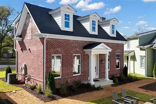 124 Morgan St, Senoia, GA 30276 - Photo 1