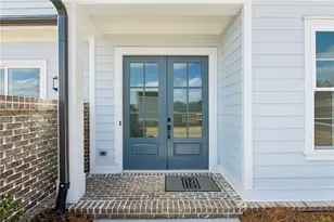 192 Herring Dr, Hoschton, GA 30548 - Photo 2