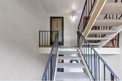 30 Chaumont Square NW, Atlanta, GA 30327 - Photo 2