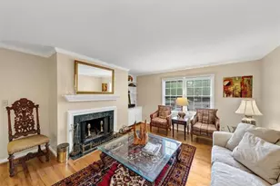 30 Chaumont Square NW, Atlanta, GA 30327 - Photo 6