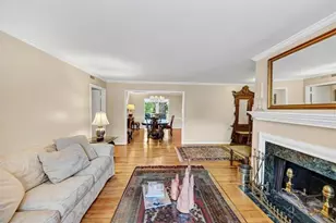 30 Chaumont Square NW, Atlanta, GA 30327 - Photo 8