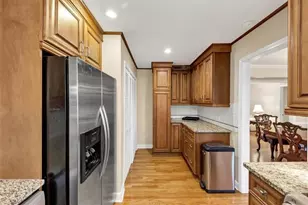 30 Chaumont Square NW, Atlanta, GA 30327 - Photo 18