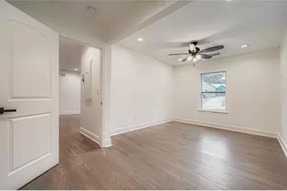 1688 Oak Knoll Circle SE, Atlanta, GA 30315 - Photo 12