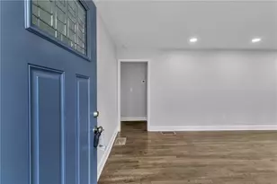 831 Daniell Dr SE, Smyrna, GA 30080 - Photo 2