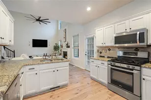 350 Lazy Willow Ln, Lawrenceville, GA 30044 - Photo 10