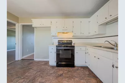 1611 Wesley Way, Conyers, GA 30012 - Photo 10