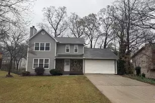 1129 Guernsey Dr, Lawrenceville, GA 30043 - Photo 2