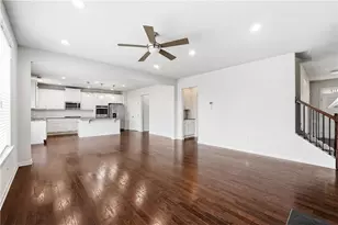 5425 Mirror Lake Dr, Cumming, GA 30028 - Photo 32