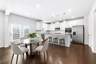 5425 Mirror Lake Dr, Cumming, GA 30028 - Photo 2