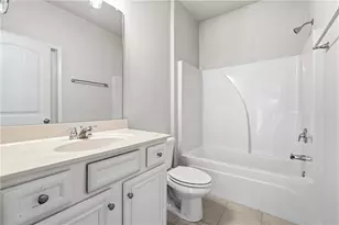 5425 Mirror Lake Dr, Cumming, GA 30028 - Photo 22