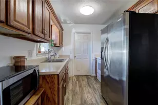 302 Douglas St, Cartersville, GA 30120 - Photo 12