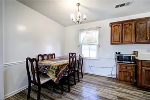 302 Douglas St, Cartersville, GA 30120 - Photo 10