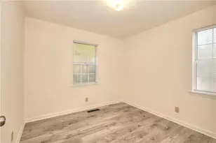 284 E 5th Ave, Winder, GA 30680 - Photo 12