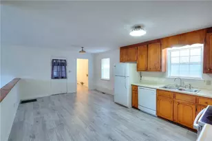 284 E 5th Ave, Winder, GA 30680 - Photo 10