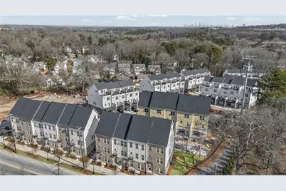 2576 Astaire Court, Atlanta, GA 30318 - Photo 32