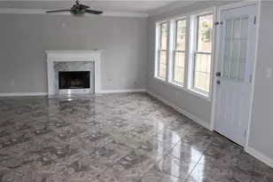1250 Springmont Ct, Lawrenceville, GA 30043 - Photo 2