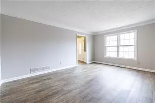 1880 Meadowchase Ct, Snellville, GA 30078 - Photo 10