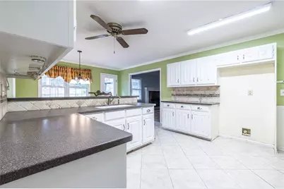 1880 Meadowchase Court, Snellville, GA 30078 - Photo 20