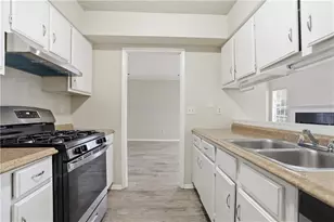 6668 E Windsor Ln, Norcross, GA 30093 - Photo 12