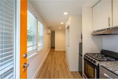 1170 Greenwich Street #7, Atlanta, GA 30310 - Photo 2