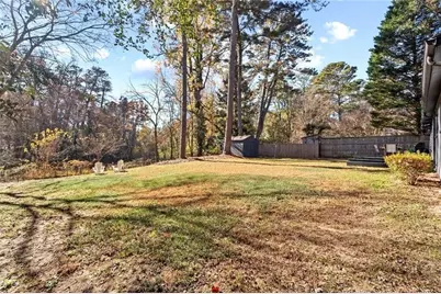 1333 Victor Road NE, Atlanta, GA 30324 - Photo 8