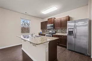 3315 Heatherwood Dr, Gainesville, GA 30507 - Photo 6