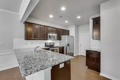 1024 Haley Woods Lane, Lawrenceville, GA 30043 - Photo 12