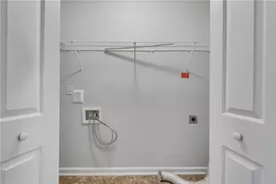 1024 Haley Woods Ln, Lawrenceville, GA 30043 - Photo 36