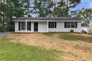 9129 Bent Pine Ct NE, Covington, GA 30014 - Photo 2