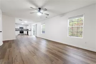 6823 Merrywood Dr, Fairburn, GA 30213 - Photo 14