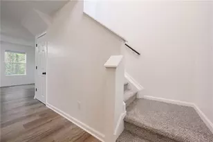 6823 Merrywood Dr, Fairburn, GA 30213 - Photo 8