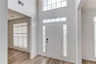 802 Board Walk Ct, Loganville, GA 30052 - Photo 6