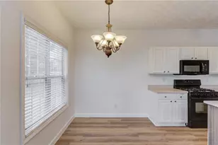 802 Board Walk Ct, Loganville, GA 30052 - Photo 14