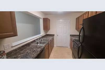 7104 Fairington Ridge Circle, Lithonia, GA 30038 - Photo 6