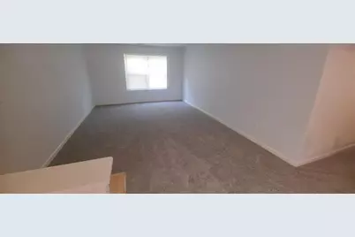 7104 Fairington Ridge Circle, Lithonia, GA 30038 - Photo 4