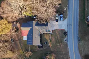 302 Holly Ln, Gainesville, GA 30501 - Photo 44