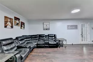 302 Holly Ln, Gainesville, GA 30501 - Photo 12