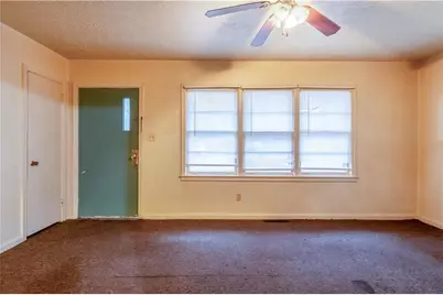 2288 Polar Rock Avenue SW, Atlanta, GA 30315 - Photo 12