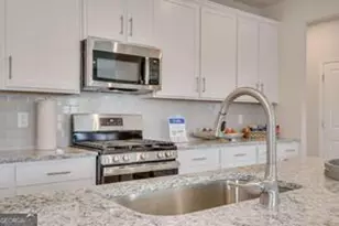 404 Satilla Ct, Locust Grove, GA 30248 - Photo 8