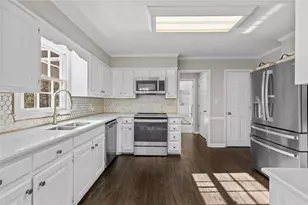 6304 Broomsedge Trail, Peachtree Corners, GA 30092 - Photo 20