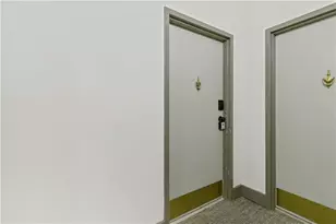 2161 Peachtree Rd NE, Atlanta, GA 30309 - Photo 32