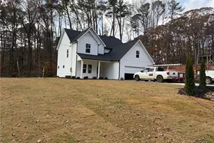 115 River Creek Dr, Woodstock, GA 30188 - Photo 2