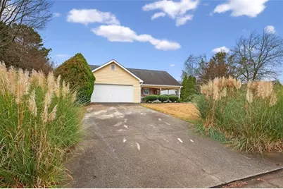 95 Heather Woods Court, Covington, GA 30016 - Photo 4