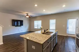 1028 Mcconaughy Ct, McDonough, GA 30253 - Photo 6